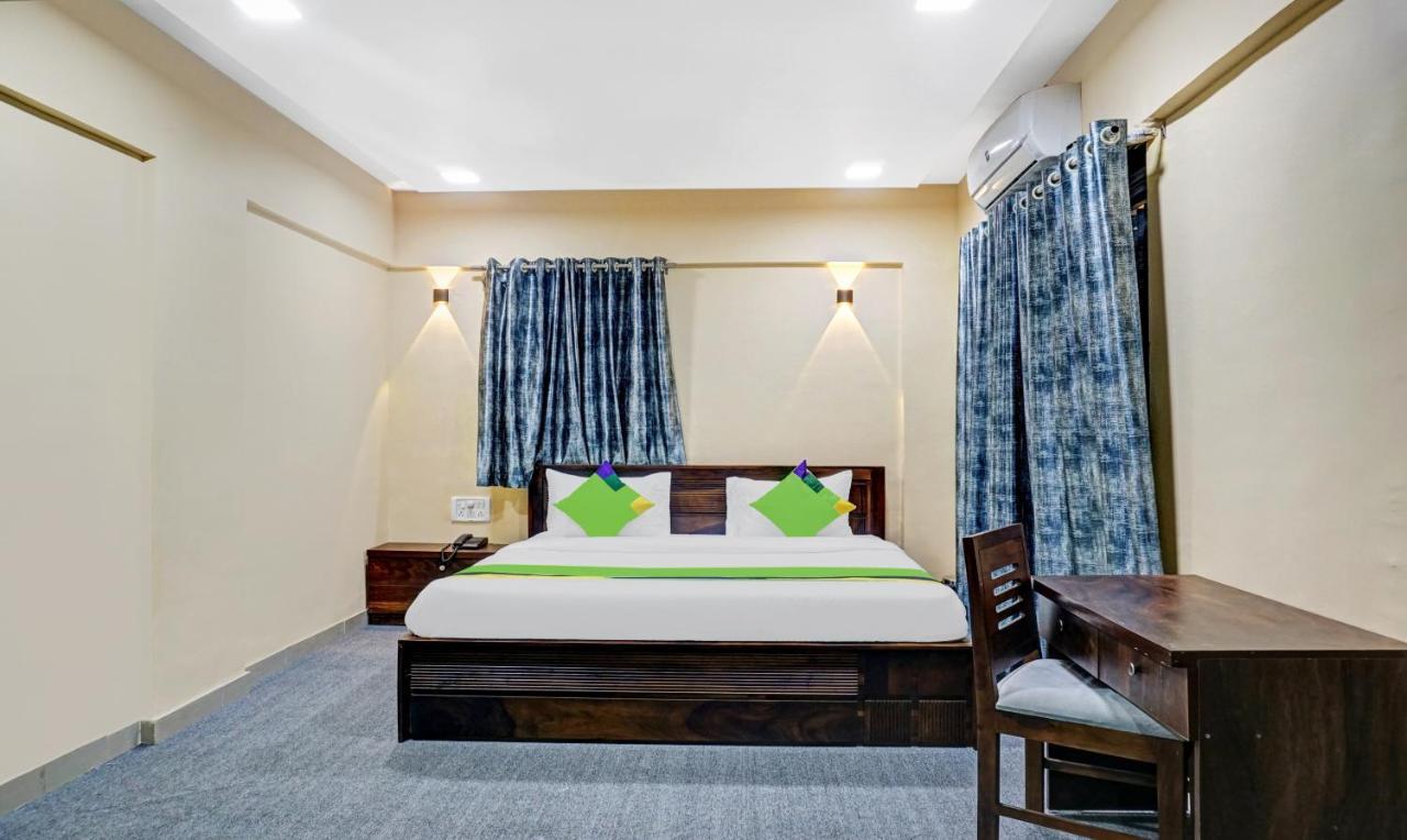 Treebo Trend Hotel Tulip Poona Buitenkant foto