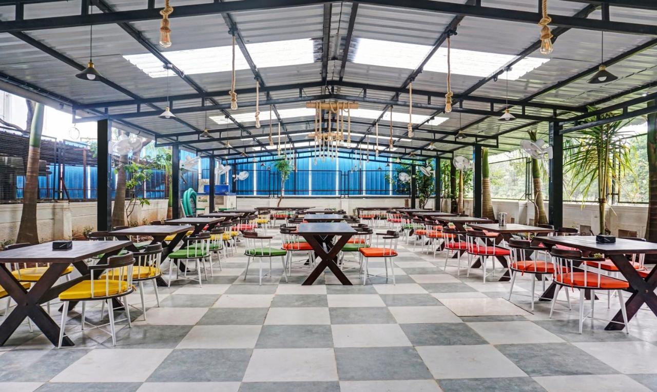 Treebo Trend Hotel Tulip Poona Buitenkant foto
